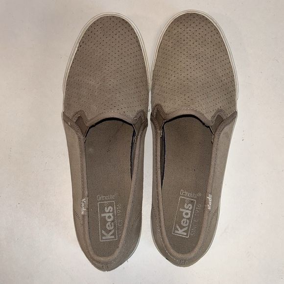 Keds Taupe Vegan Suede Slip-on Sneakers Women’s size 8.5 - Picture 7 of 9